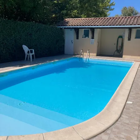 Au Calme Avec Piscinne Le Bouscat